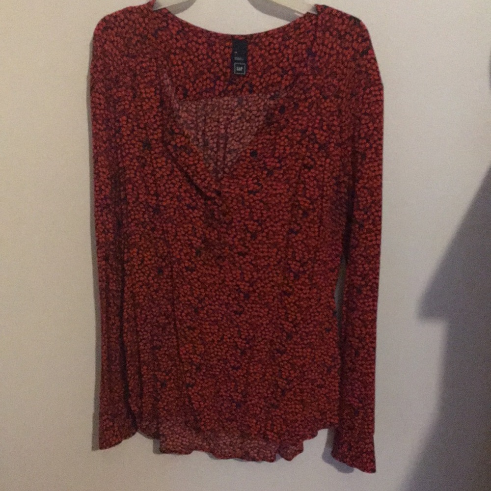 V neck style blouse